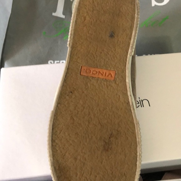 Vince - Picture 3 of 4